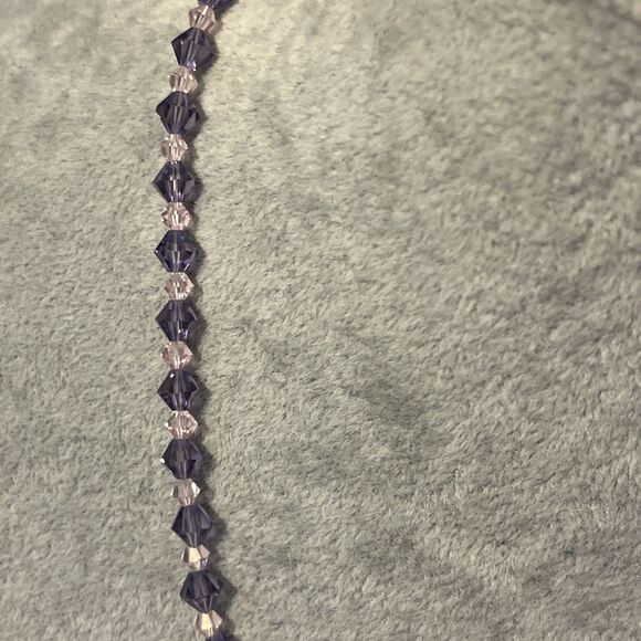 Beautiful Faceted Crystal Pendant & Beaded Necklace Purple Pink Elegant Dainty - Picture 4 of 8